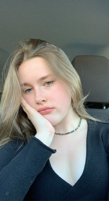 Nyla free star galleries