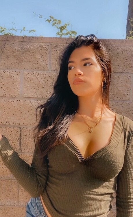 asian brunette onlyfans beautiful pics