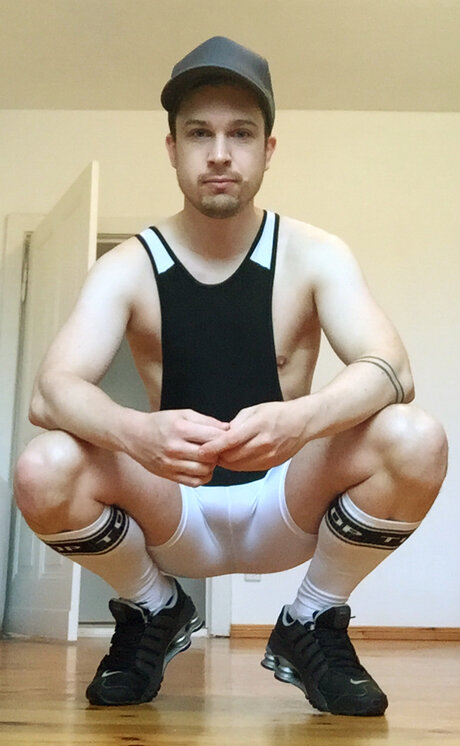 Lycrachris nude model gallery