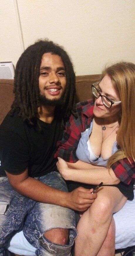 Stookez model nude galleries