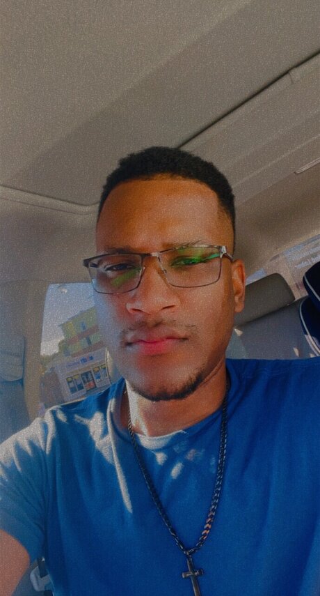 u18960837 art pornstar pic