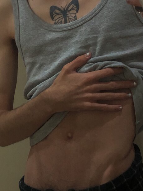 Hug0 Daniel model free img