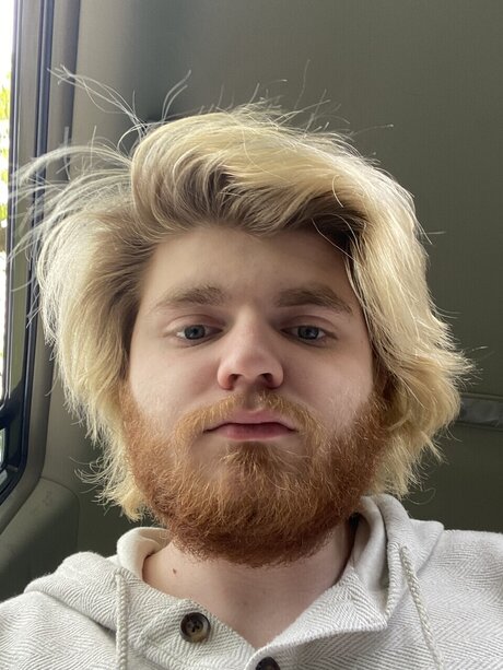 ig ihatesnickers model sexy images