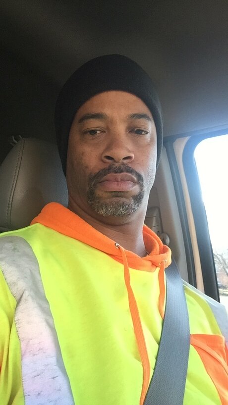 Mara Newell Infinity perfect model photo