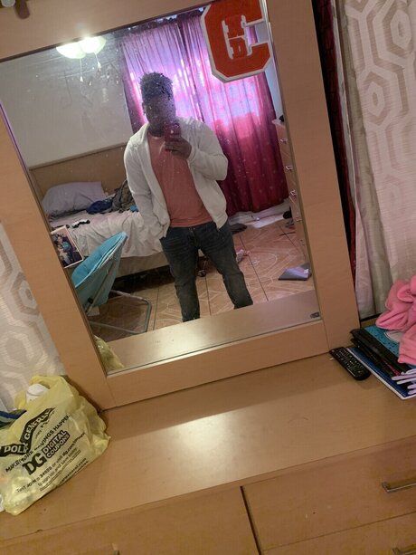 Controversy pornstar art gallery