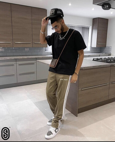 Yoyo2831 star adult pics