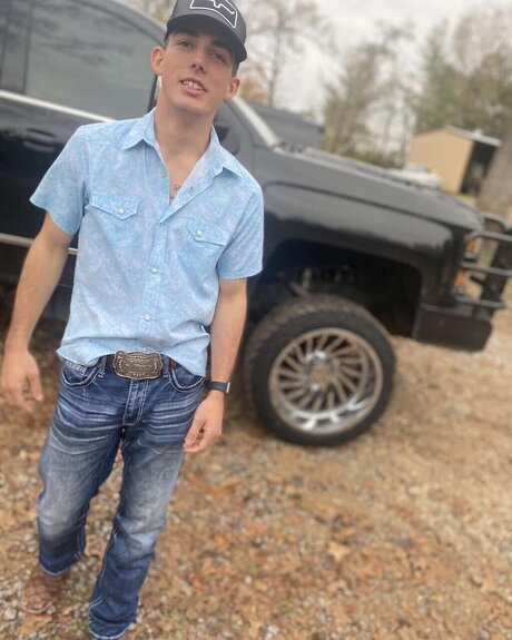 Daddyglov best model pictures