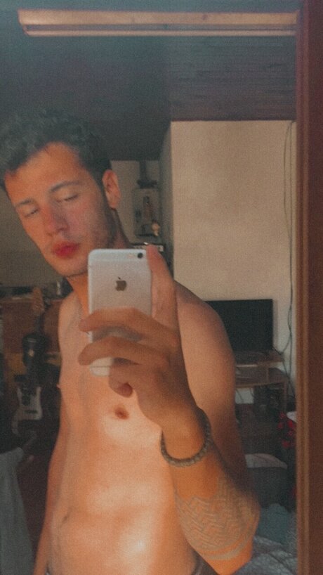 asian top onlyfans hot nude image