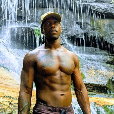 PiscesGlenn exclusive star photos