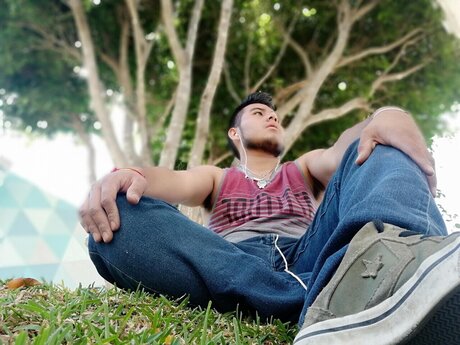 V ctor Manuel pornstar exclusive picture