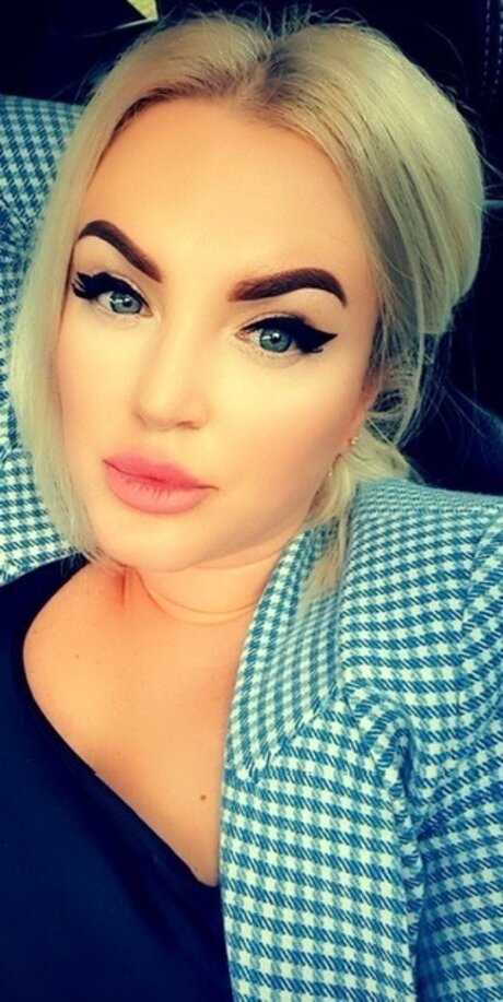 AlexaPeach_ nice star photo