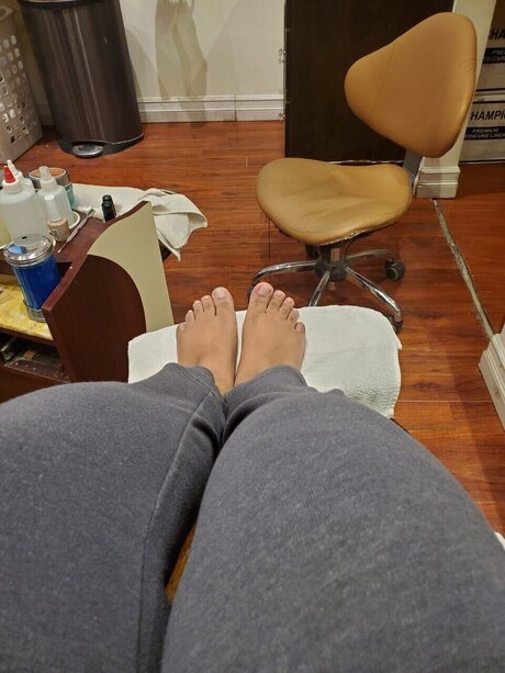 GALY star erotic photos