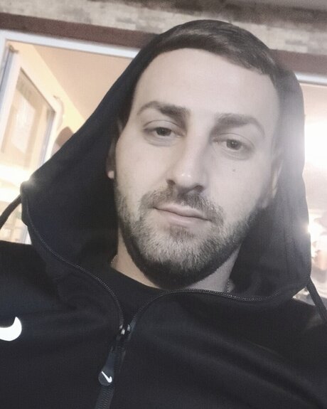 Robert1993 hot model gallery