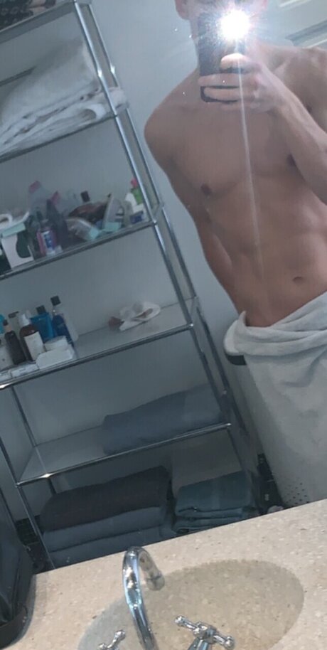 Jerkbros nude model photos