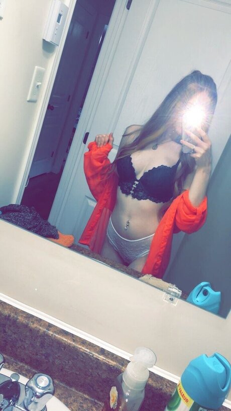 Hunnie Bunnie high quality actress picture