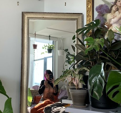 Sheiscursed porn star picture