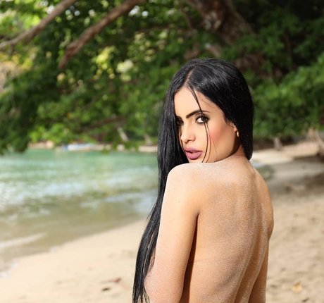 prone onlyfans beautiful pic