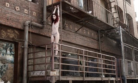 Cam Damage model xxx pictures