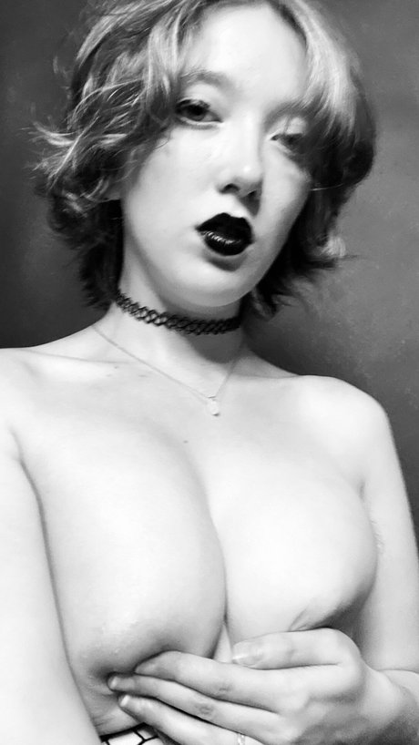 one onlyfans nudes archive