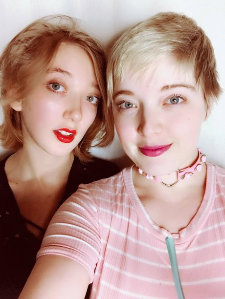 Carmex pornstar high quality pictures