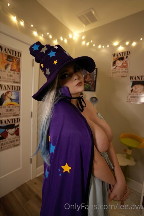 Holly Ava adult actress pictures