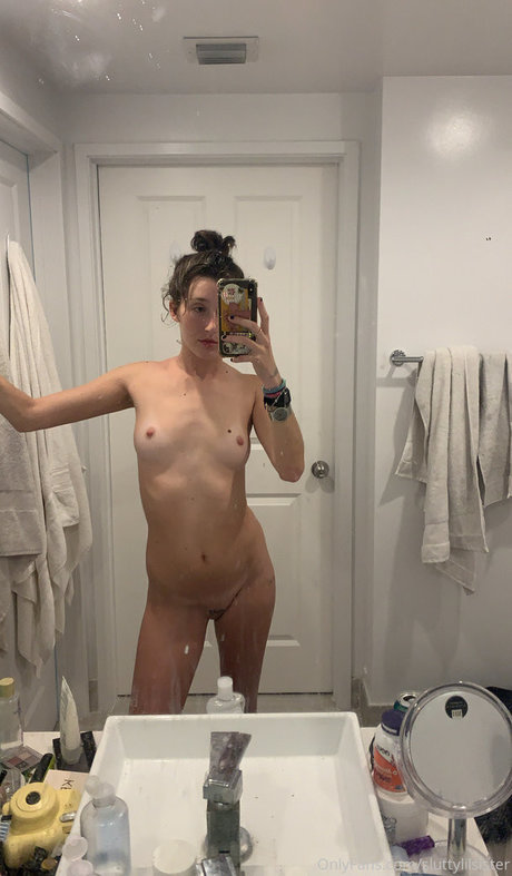 Anne Frank star nude image