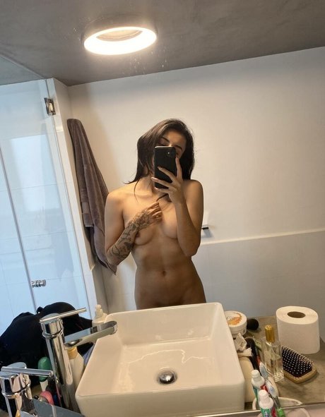 Mars Aguirre porn model pics