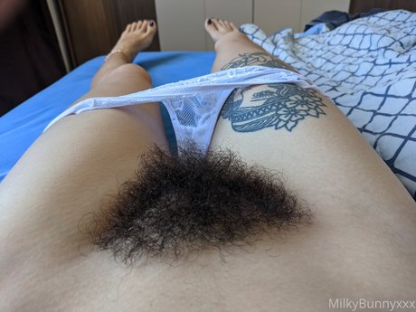 Hairy Angela sex actress photos