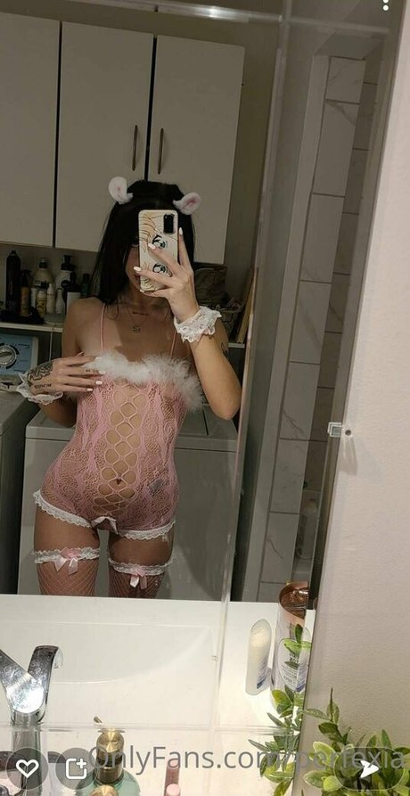 Perfexia model pretty archive