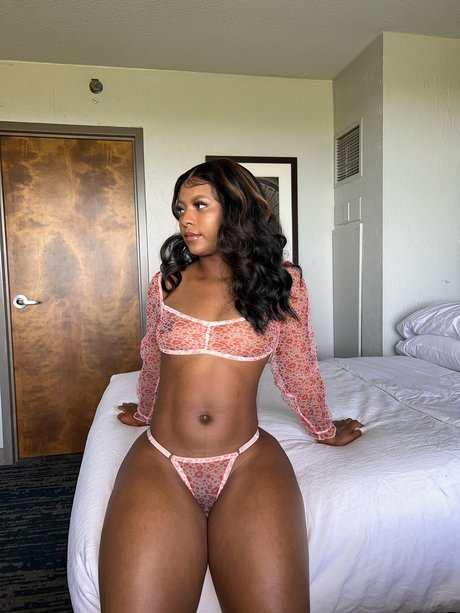 cameltoe onlyfans top photos