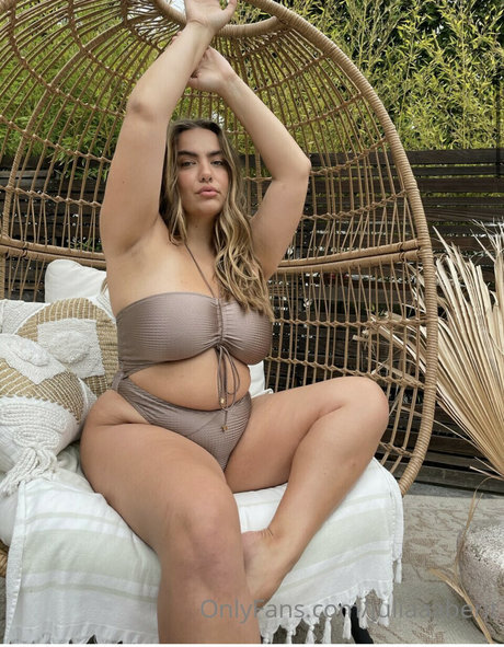 Julia Berit art pornstar gallery