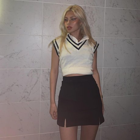 asian brunette onlyfans sexy nude galleries