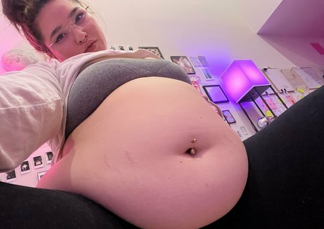 kellijellibelli pornographic model images