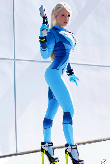 Raychul Moore adult model img