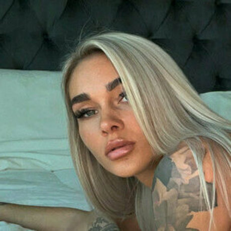 hannahmakala pornstar erotic picture