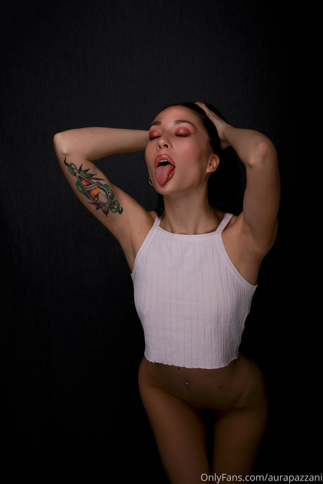 Aura Pazzani adult actress pic