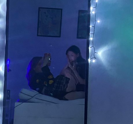 Ady Dark perfect model pic