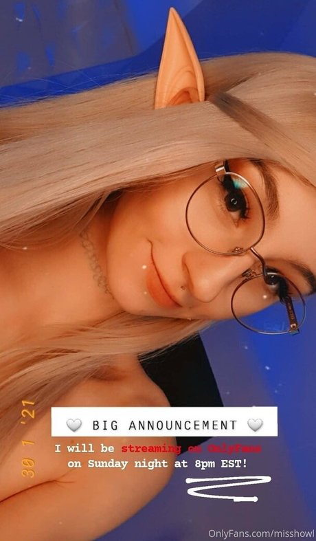 MissHowl erotic actress pic