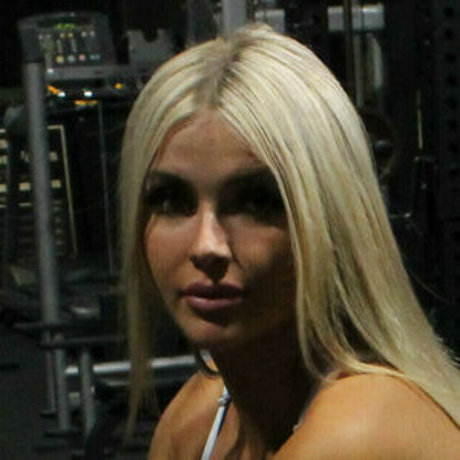 Alex Wood sex model gallery