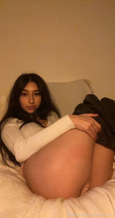 Sophia Romaro naked pornstar images