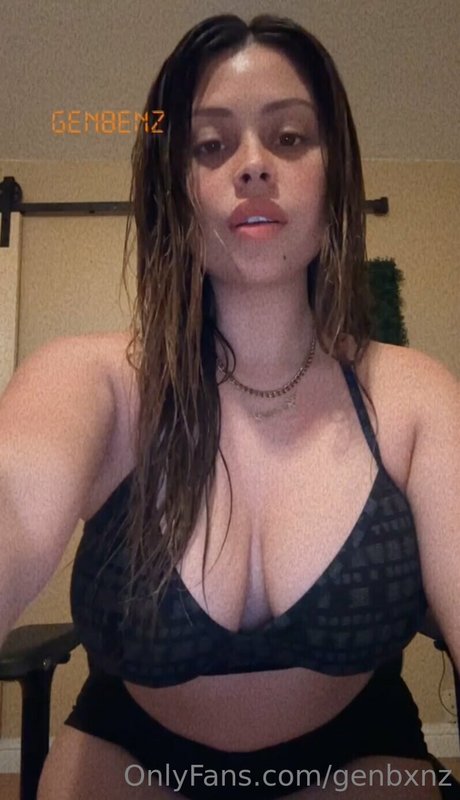 Genbxnz model beautiful picture