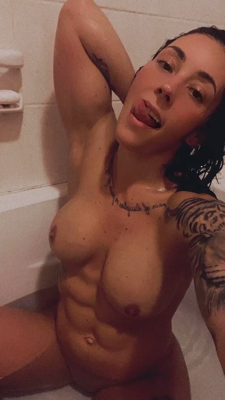 Lauren Pockevich nude star image