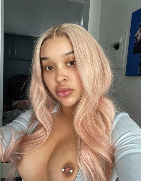 Belizeanprincesss sexy pornstar photos