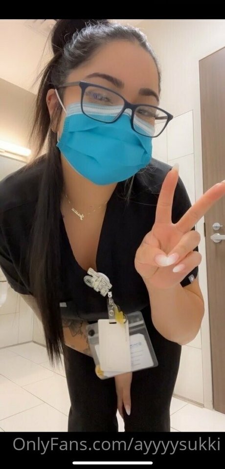 damnnnsukii2 Quick photo