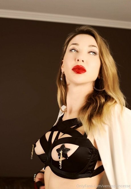 venus princesse erotic model images
