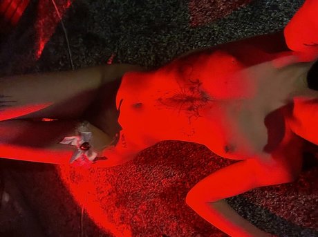 onlywolffen model high quality pics