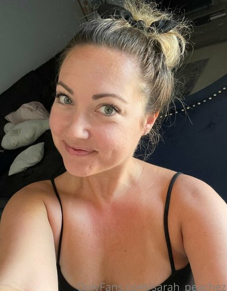 Sarah Peachez pretty pornstar gallery