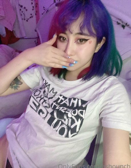 Ashounch porn actress galleries