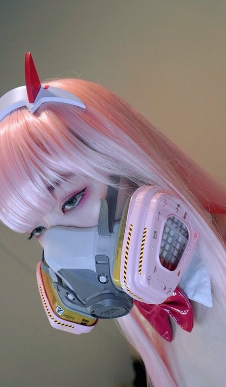 Hong Kong Doll hd actress pictures