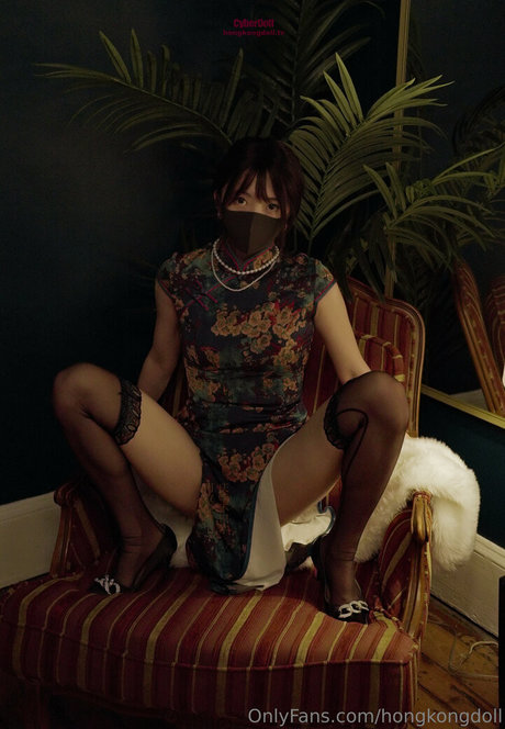 Hong Kong Doll model nudes picture